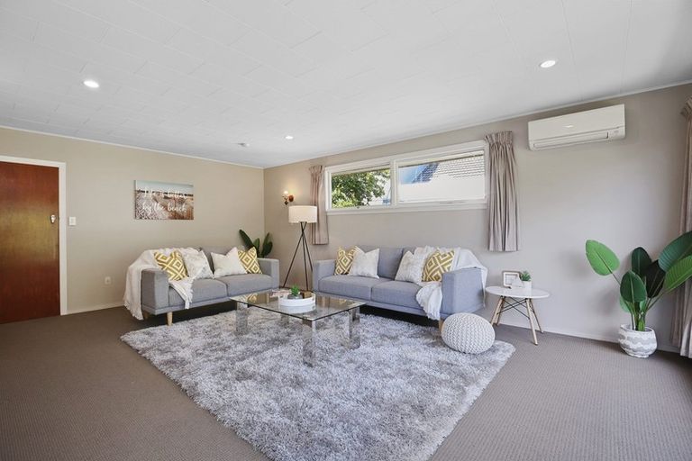 Photo of property in 16 Hounslow Street, Ilam, Christchurch, 8041