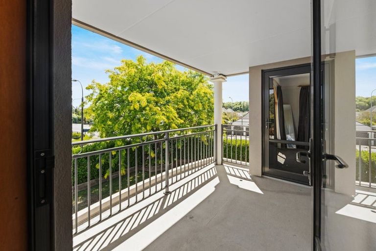 Photo of property in 20 Penruddock Rise, Westmorland, Christchurch, 8025