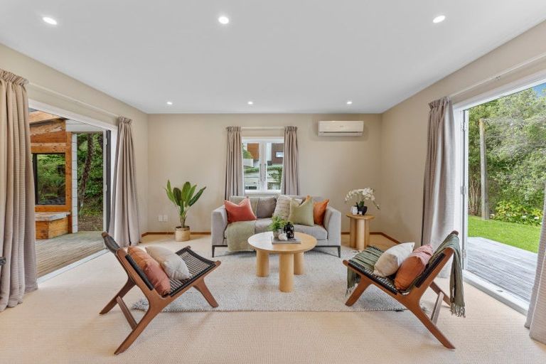 Photo of property in 25 Kiriwai Road, Paremata, Porirua, 5024