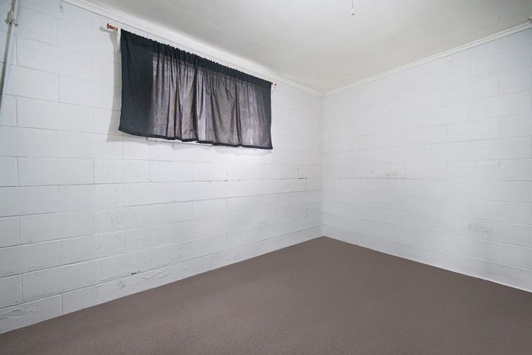 Photo of property in 51 Sunset Road, Totara Vale, Auckland, 0632