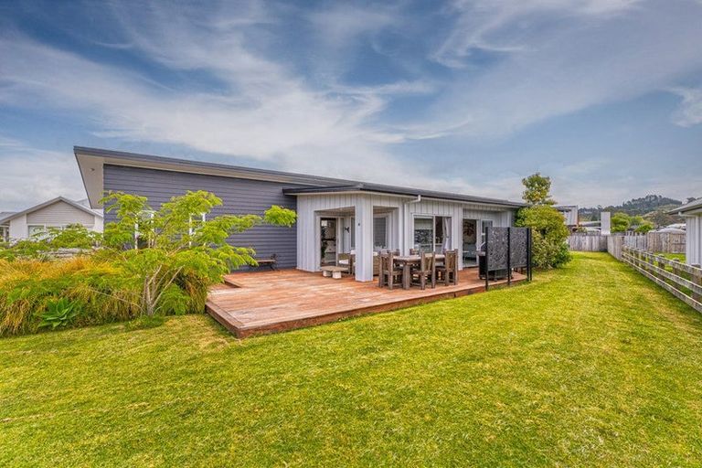 Photo of property in 41 Longreach Drive, Cooks Beach, Whitianga, 3591