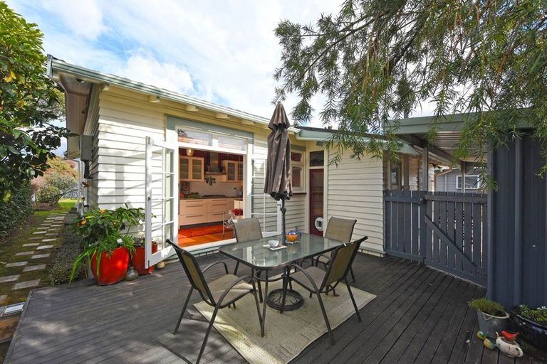 Photo of property in 31 Ward Street, Trentham, Upper Hutt, 5018