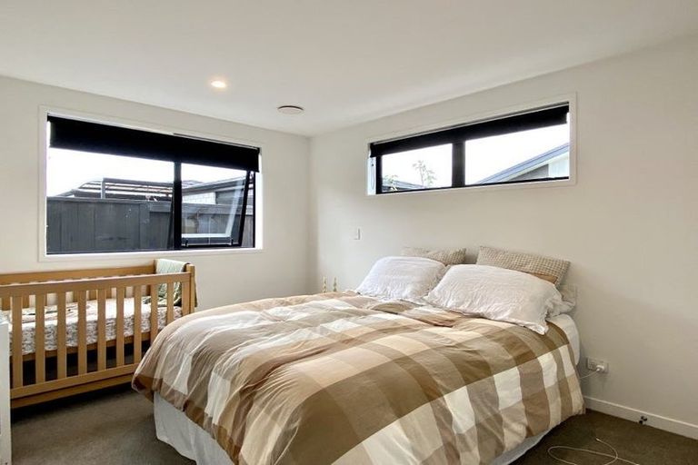 Photo of property in 10 Tangaroa Place, Poike, Tauranga, 3112