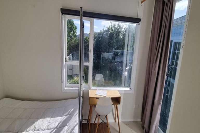 Photo of property in 54 Raroa Road, Kelburn, Wellington, 6012