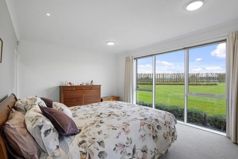 Photo of property in 814 Halkett Road, West Melton, Christchurch, 7671