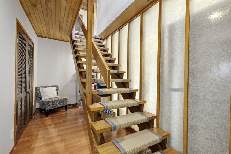 Photo of property in 14 Laurel Grove, Maungaraki, Lower Hutt, 5010