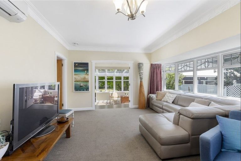Photo of property in 89 Darlington Road, Miramar, Wellington, 6022