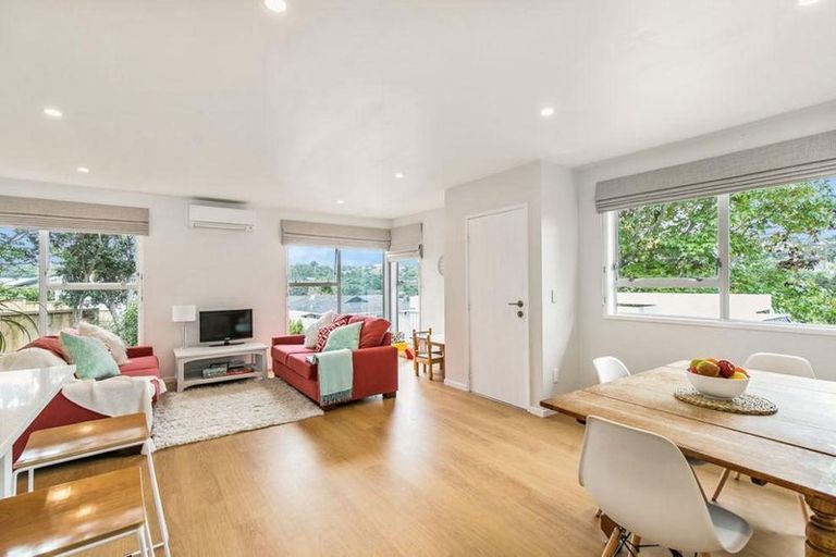 Photo of property in 67 Vandeleur Avenue, Birkdale, Auckland, 0626