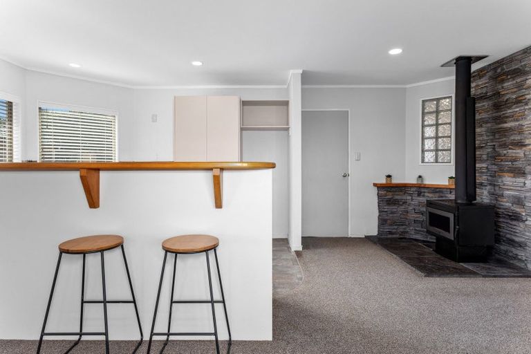 Photo of property in 5 Edgewater Grove, Whakatane, 3120