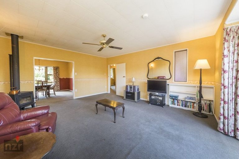 Photo of property in 9 Dalzien Place, Feilding, 4702