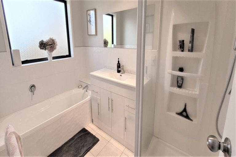 Photo of property in 38g Pyes Pa Road, Pyes Pa, Tauranga, 3112