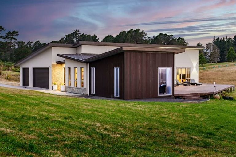 Photo of property in 261 Hillhead Road, Corstorphine, Dunedin, 9012