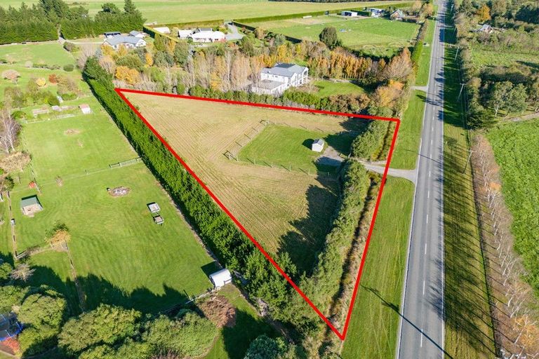 Photo of property in 198 Swannanoa Road, Fernside, Rangiora, 7471