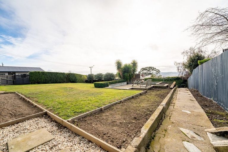 Photo of property in 7 Selwyn Street, South Hill, Oamaru, 9400