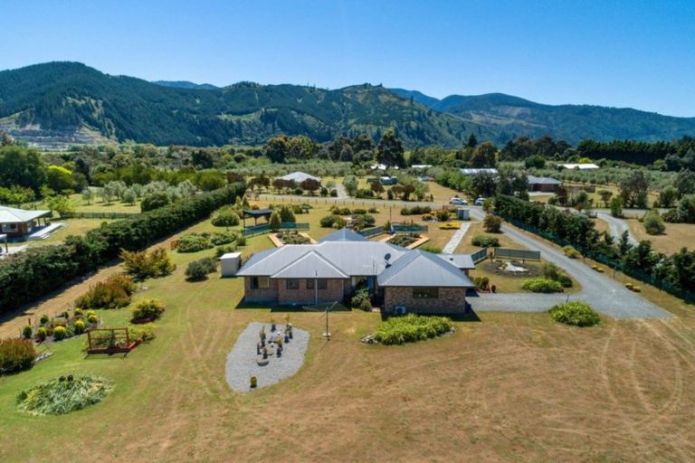 Photo of property in 8 Isobel Place, Rarangi, Blenheim, 7273