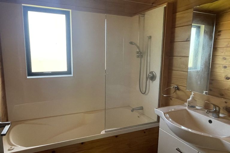 Photo of property in 71 Delhi Avenue, Aramoho, Whanganui, 4500