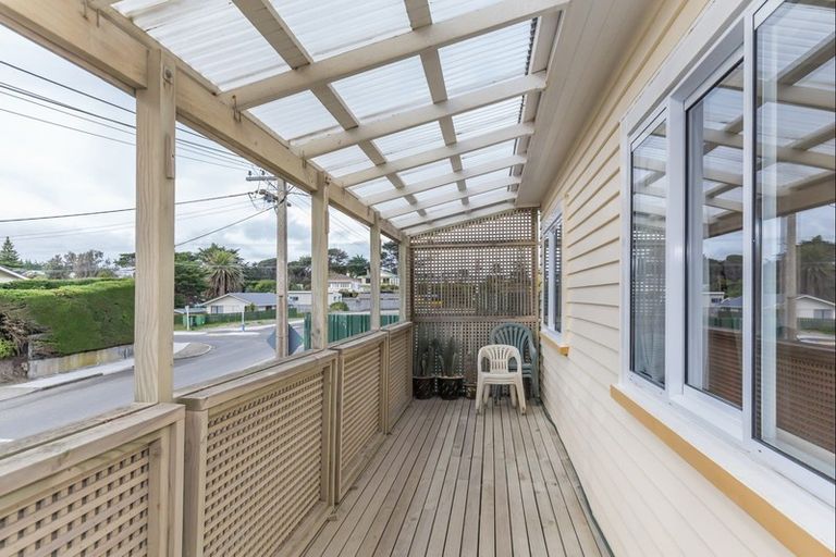 Photo of property in 673 Waitarere Beach Road, Waitarere Beach, Levin, 5510
