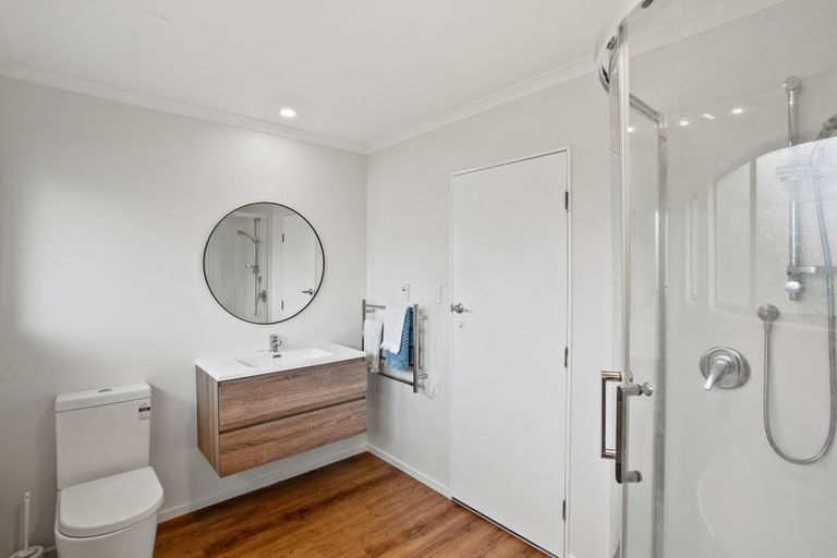 Photo of property in 60 Karina Road, Merrilands, New Plymouth, 4312