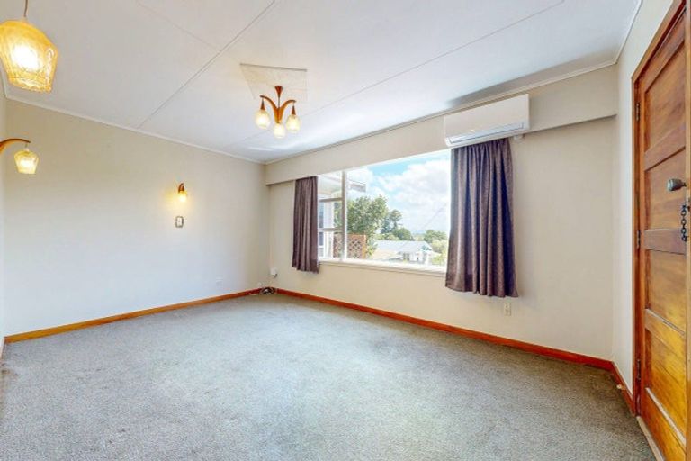 Photo of property in 134 Brunton Crescent, Thames, 3500
