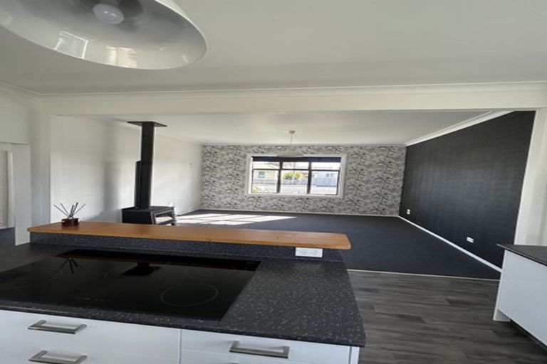 Photo of property in 16 Douglas Street, Balclutha, 9230