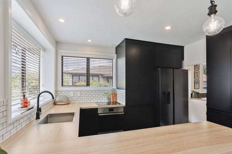 Photo of property in 13 East Belt, Rangiora, 7400