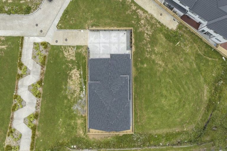 Photo of property in 2a Ballyalton Crescent, Flat Bush, Auckland, 2019