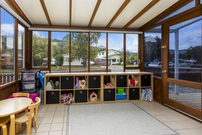 Photo of property in 46 Holdsworth Avenue, Trentham, Upper Hutt, 5018