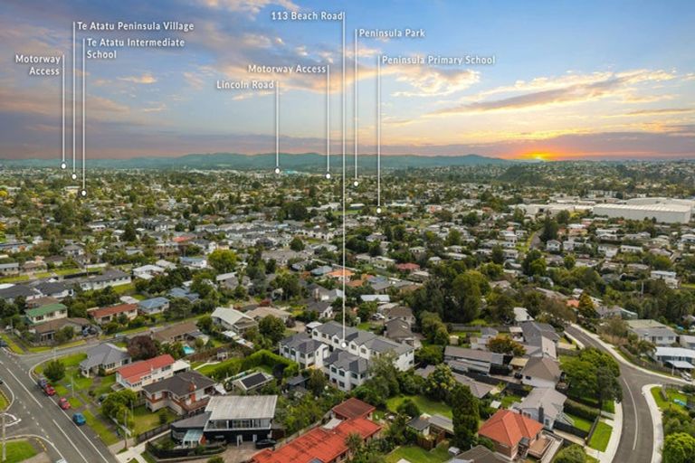 Photo of property in 1/113 Beach Road, Te Atatu Peninsula, Auckland, 0610