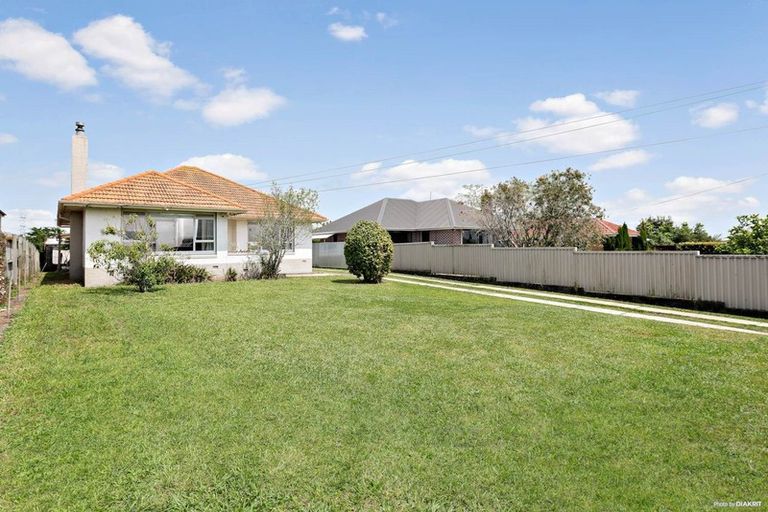 Photo of property in 527 Richardson Road, Mount Roskill, Auckland, 1041