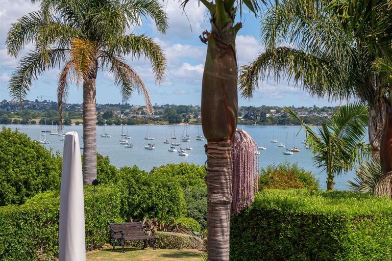 Photo of property in 17 Clyside Avenue, Half Moon Bay, Auckland, 2012