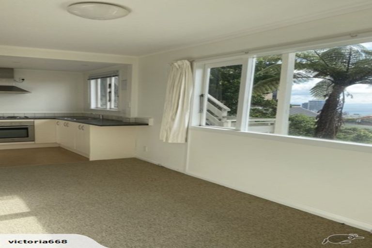 Photo of property in 5/60 Fairlie Terrace, Kelburn, Wellington, 6021