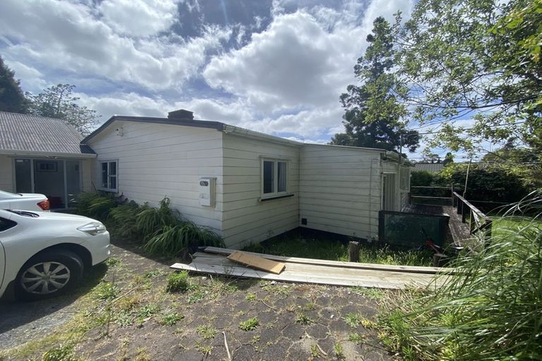 Photo of property in 87 Konini Road, Titirangi, Auckland, 0604