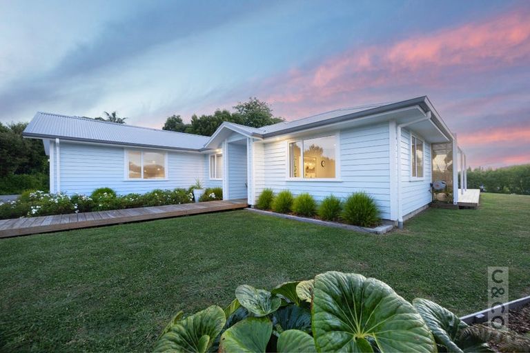 Photo of property in 43 Awatiro Drive, Kaukapakapa, 0871