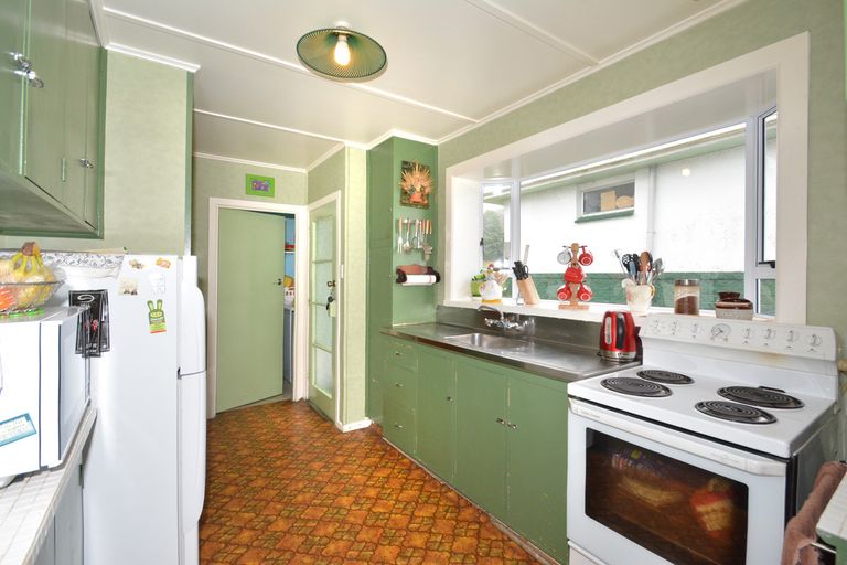 Photo of property in 8 Mcdonald Street, Brockville, Dunedin, 9011