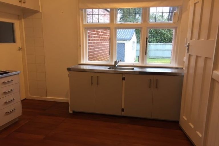 Photo of property in 2 Thornton Street, Darfield, 7510