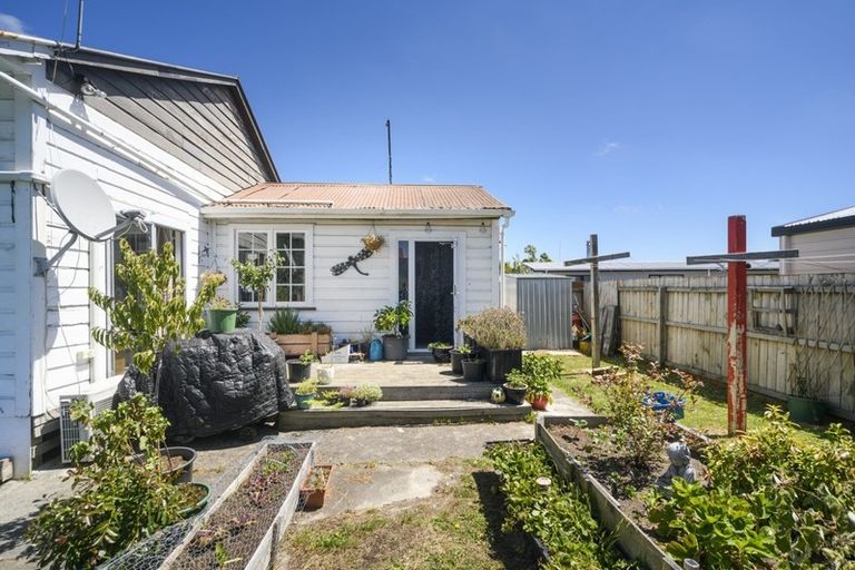 Photo of property in 26 Eyre Street, Feilding, 4702