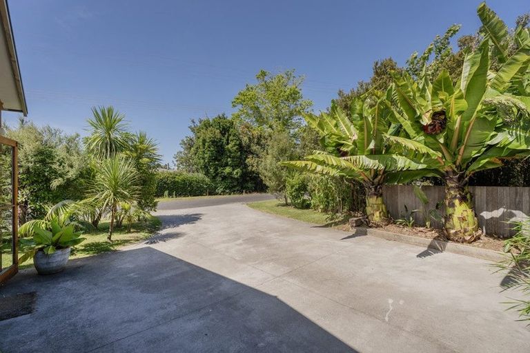 Photo of property in 8 Laycock Road, Tairua, 3508