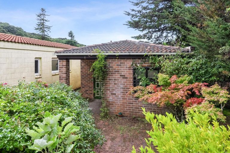 Photo of property in 41 Gardiner Grove, Wainuiomata, Lower Hutt, 5014