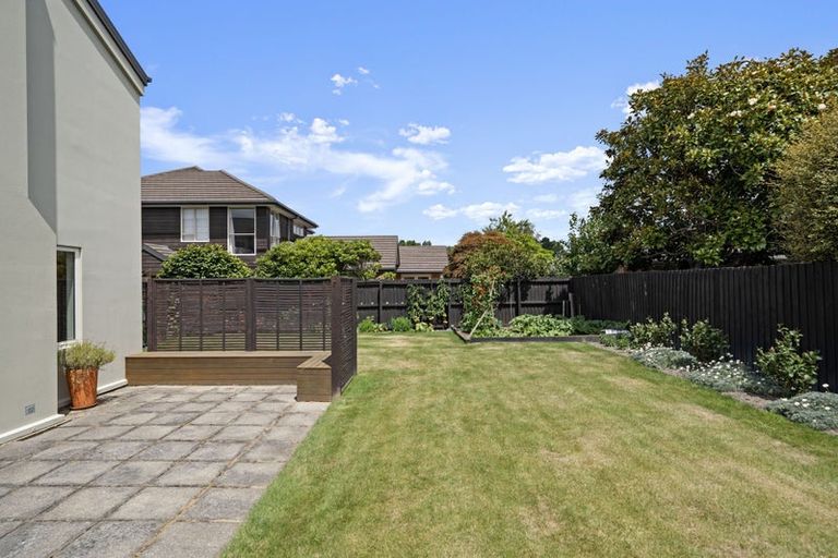 Photo of property in 47 Berkshire Drive, Avonhead, Christchurch, 8042
