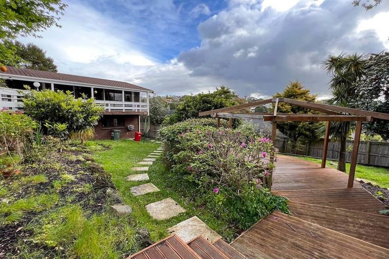 Photo of property in 1/74 Waiau Street, Torbay, Auckland, 0630