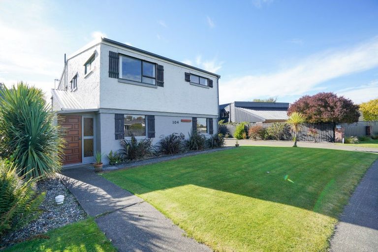 Photo of property in 104 Gladstone Terrace, Gladstone, Invercargill, 9810