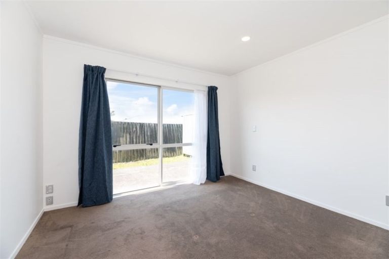 Photo of property in 87 Pooks Road, Ranui, Auckland, 0612