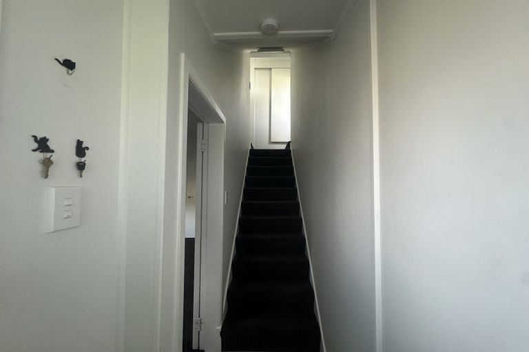 Photo of property in 1/24 Austin Street, Mount Victoria, Wellington, 6011