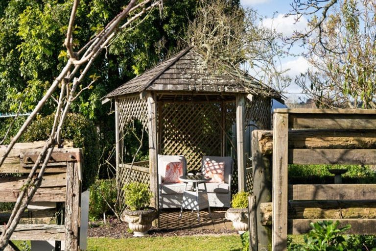 Photo of property in 554 Kingseat Road, Kingseat, Pukekohe, 2679