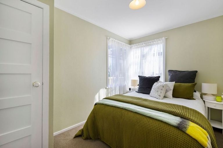 Photo of property in 52 Brightside Road, Stanmore Bay, Whangaparaoa, 0932