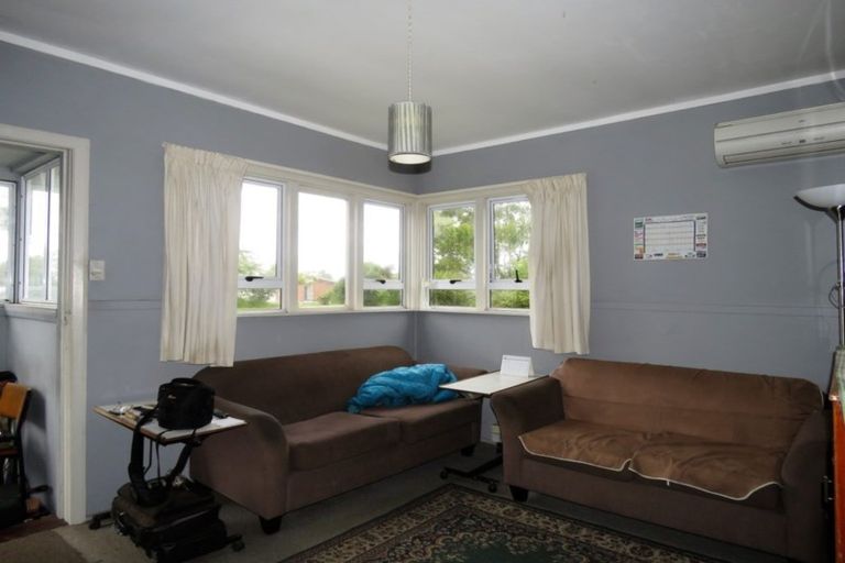 Photo of property in 58 Henley Street, Westport, 7825