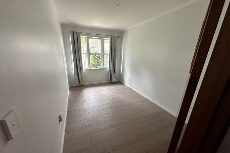 Photo of property in 42 Russell Road, Manurewa, Auckland, 2102