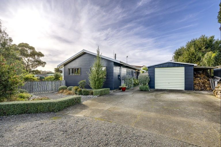 Photo of property in 5 Anthony Place, Bay View, Napier, 4104