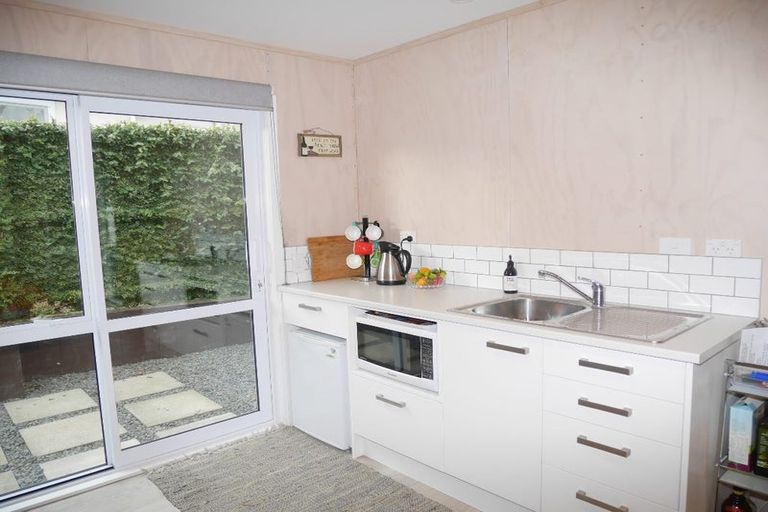 Photo of property in 179 Raumati Road, Raumati Beach, Paraparaumu, 5032