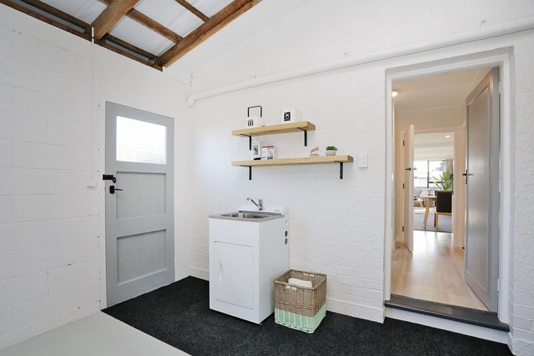 Photo of property in 27 Holloway Street, Waikiwi, Invercargill, 9810